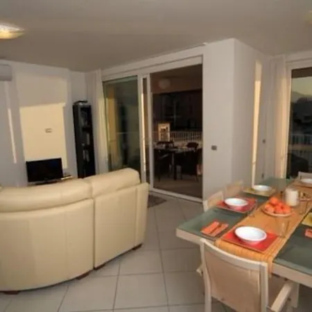 아파트호텔 Golfo Gabella 4*