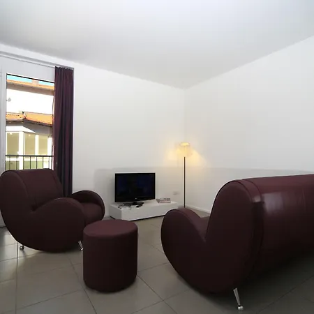 아파트호텔 Golfo Gabella Maccagno