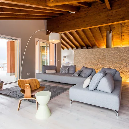 Golfo Gabella 아파트호텔