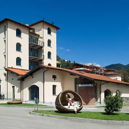 Golfo Gabella 아파트호텔 Maccagno