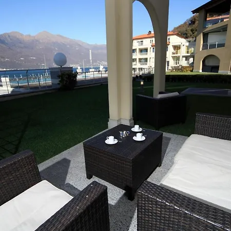 Golfo Gabella 아파트호텔 Maccagno